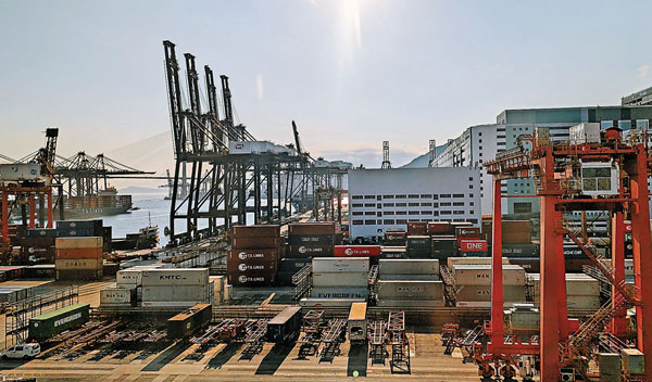 把握跨境電商東風(fēng) 香港物流發(fā)展大有可為