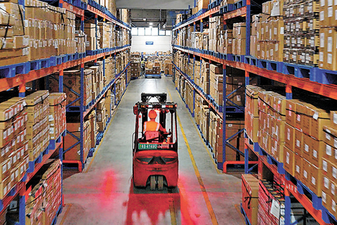 亞馬遜在深圳啟用全球首個智能樞紐倉